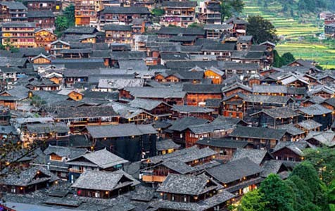 忠县6种常见的外墙仿石漆施工工艺！